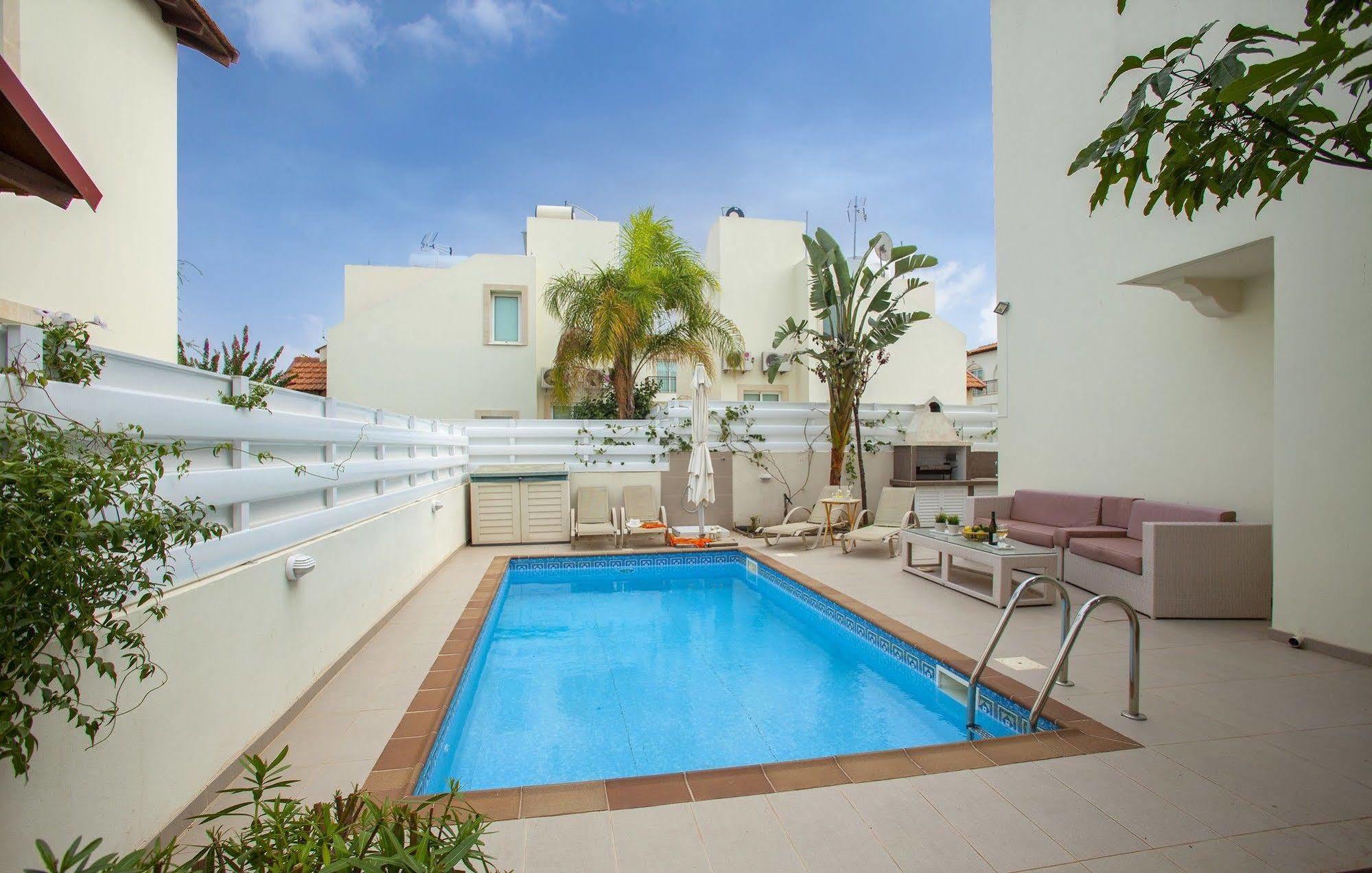 Villa Katerina Ayia Napa Bagian luar foto